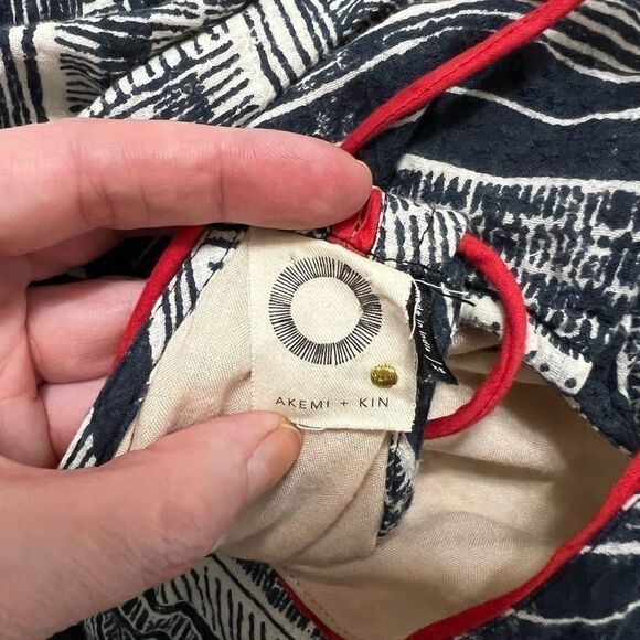 Akemi+Kin Rivera Tassel black and white red
Tie Women's Batik Anthropologie xs - Picture 9 of 14